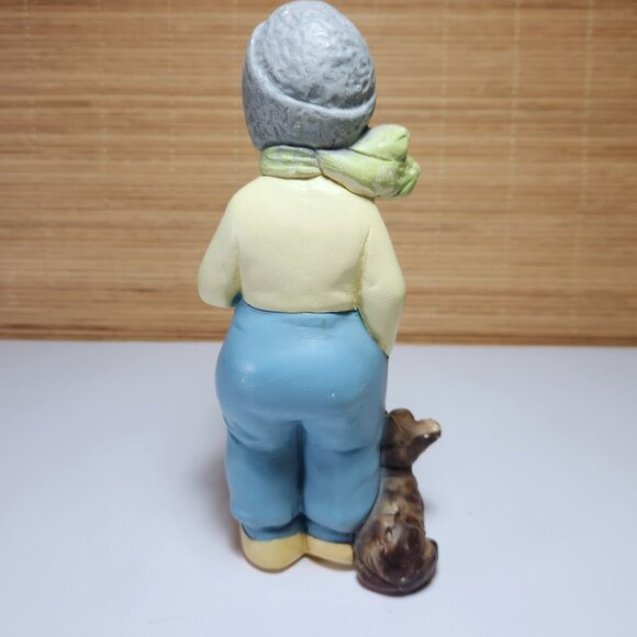 Dutch Boy Figurine with Dog Chalkware Rare 9” Tall Home Decor Vintage 60s - Picture 7 of 9